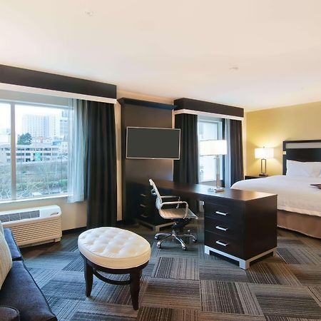 Hampton Inn & Suites Bellevue Downtown/Seattle Εξωτερικό φωτογραφία