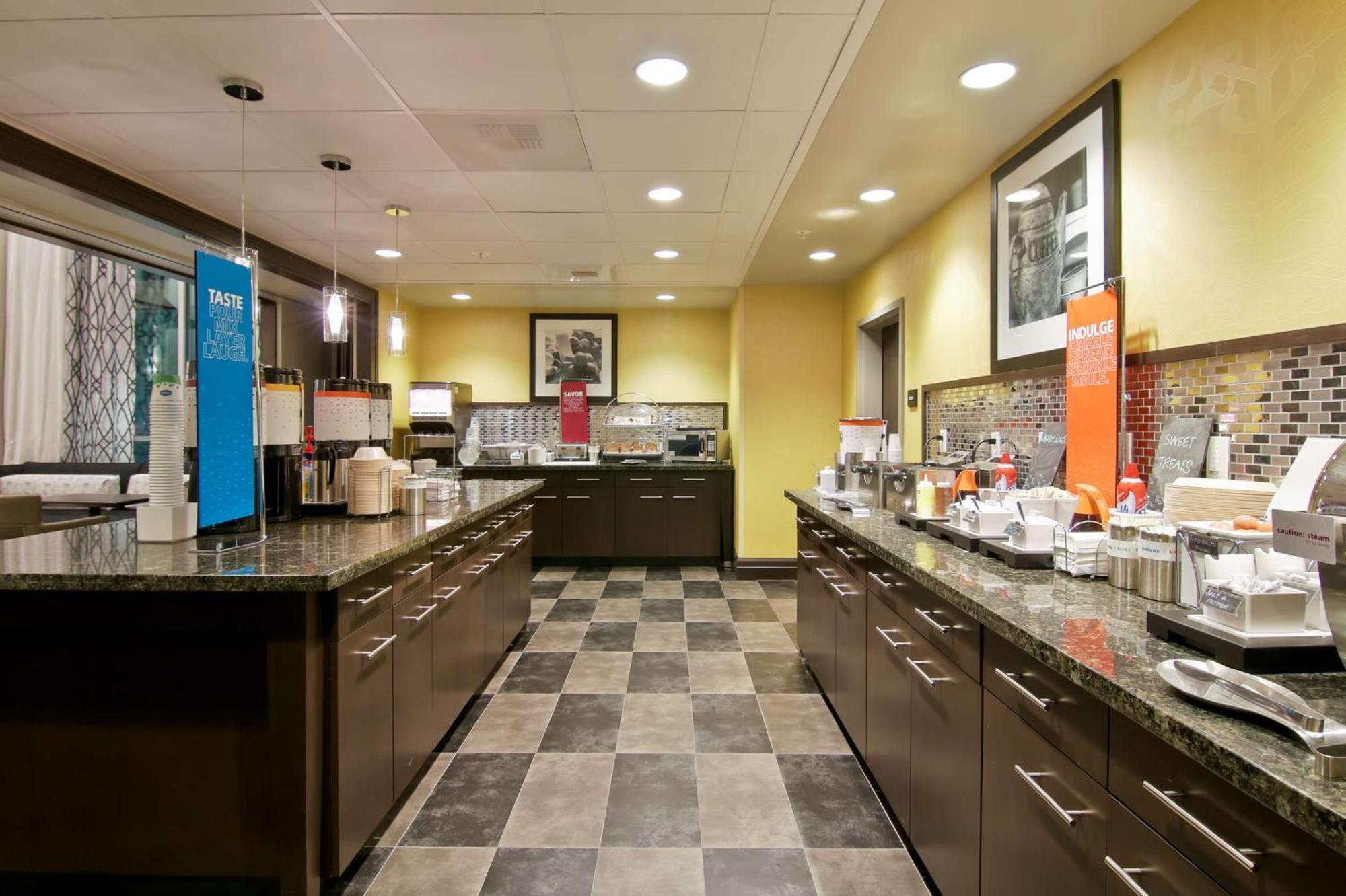 Hampton Inn & Suites Bellevue Downtown/Seattle Εξωτερικό φωτογραφία