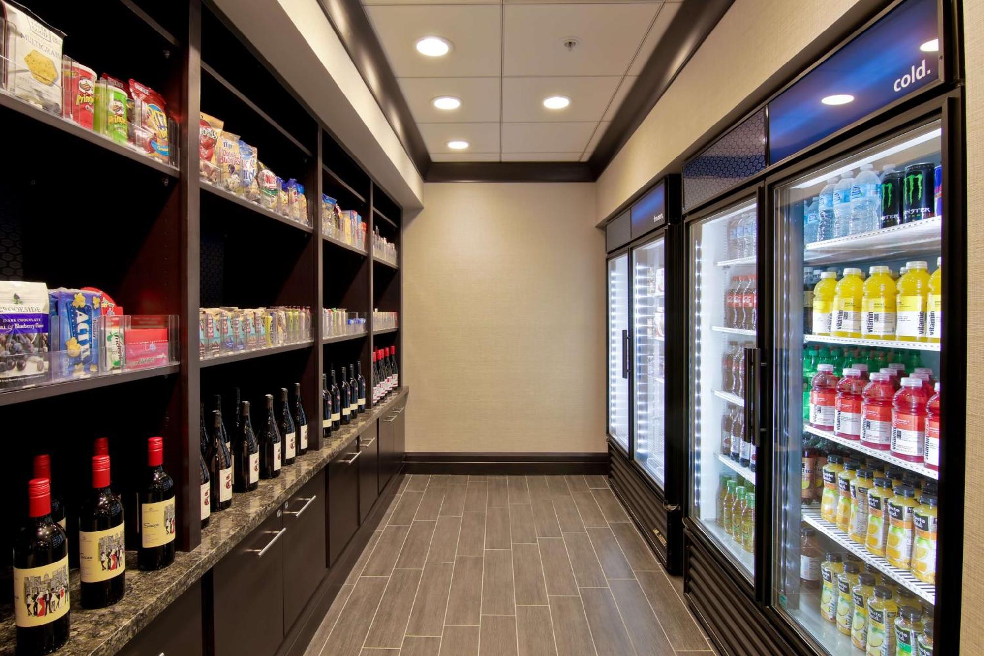Hampton Inn & Suites Bellevue Downtown/Seattle Εξωτερικό φωτογραφία